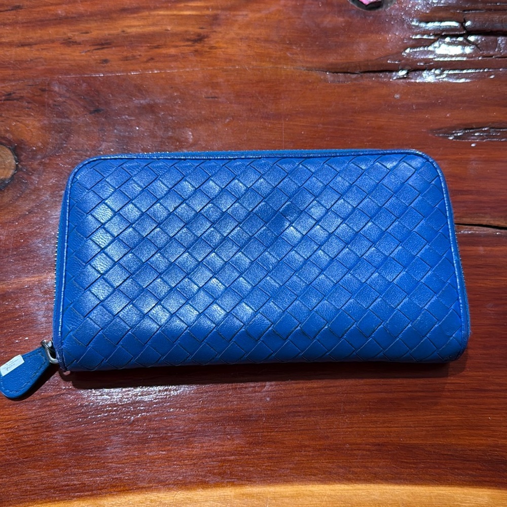 Bottega Zip Wallet